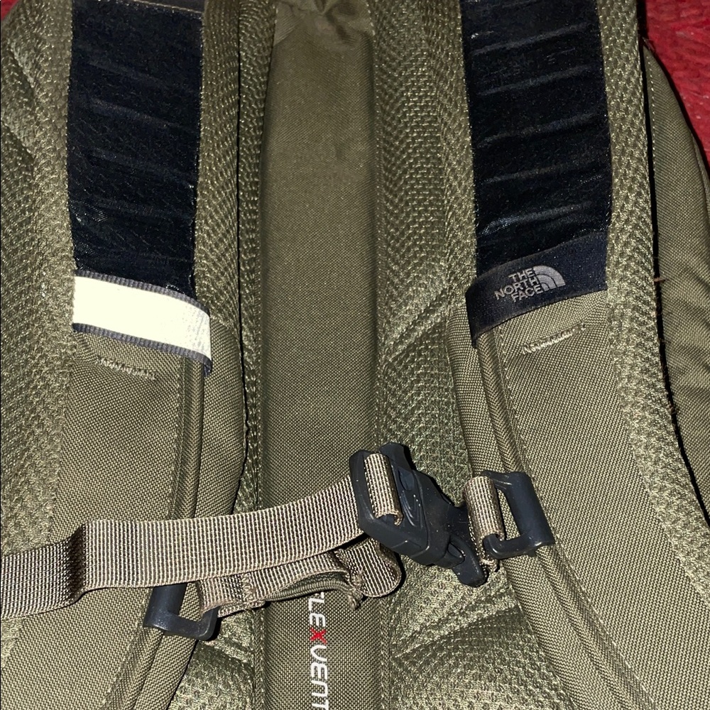 The North Face Jester Men's or Women’s Green, Camouflage Backpack. - Picture 6 of 6